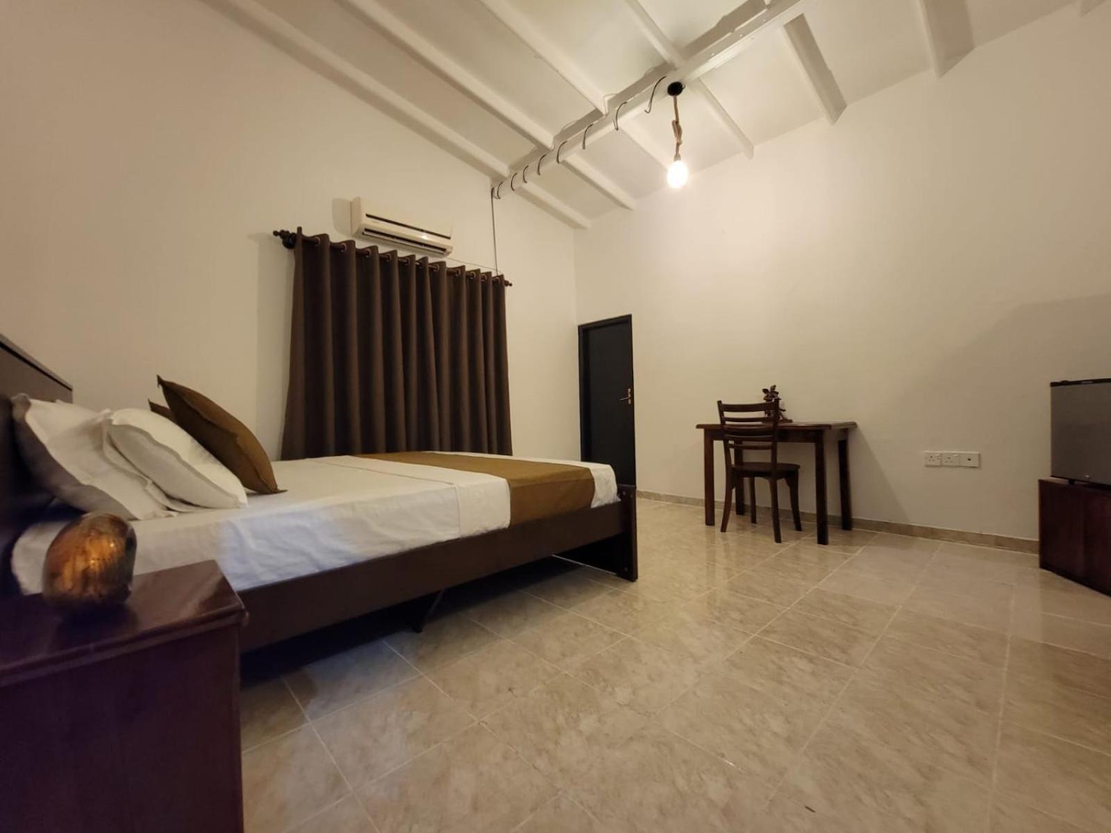 The Empyrean Airport Transit Hotel Katunayaka Екстериор снимка